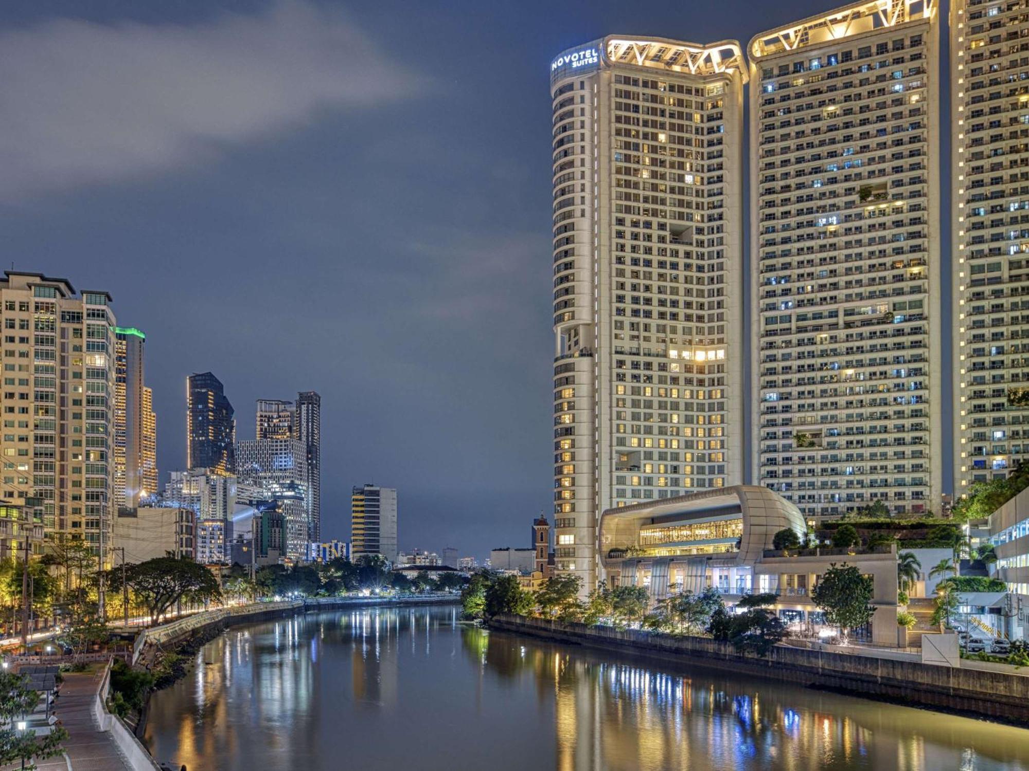 Novotel Suites Manila At Acqua Mandaluyong Zewnętrze zdjęcie