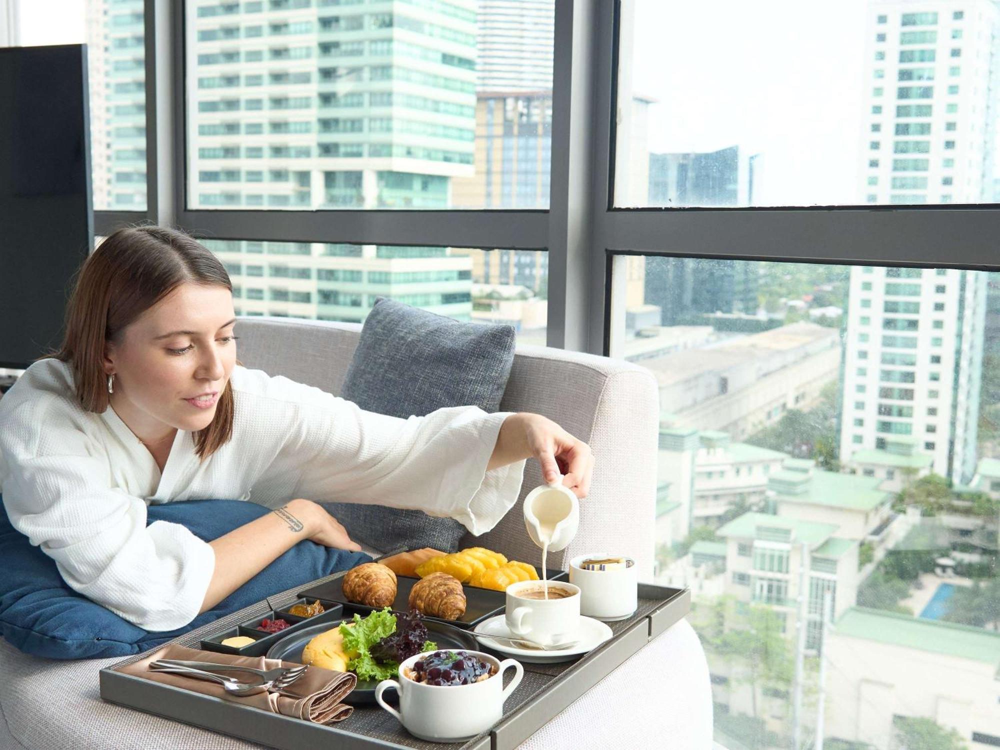 Novotel Suites Manila At Acqua Mandaluyong Zewnętrze zdjęcie