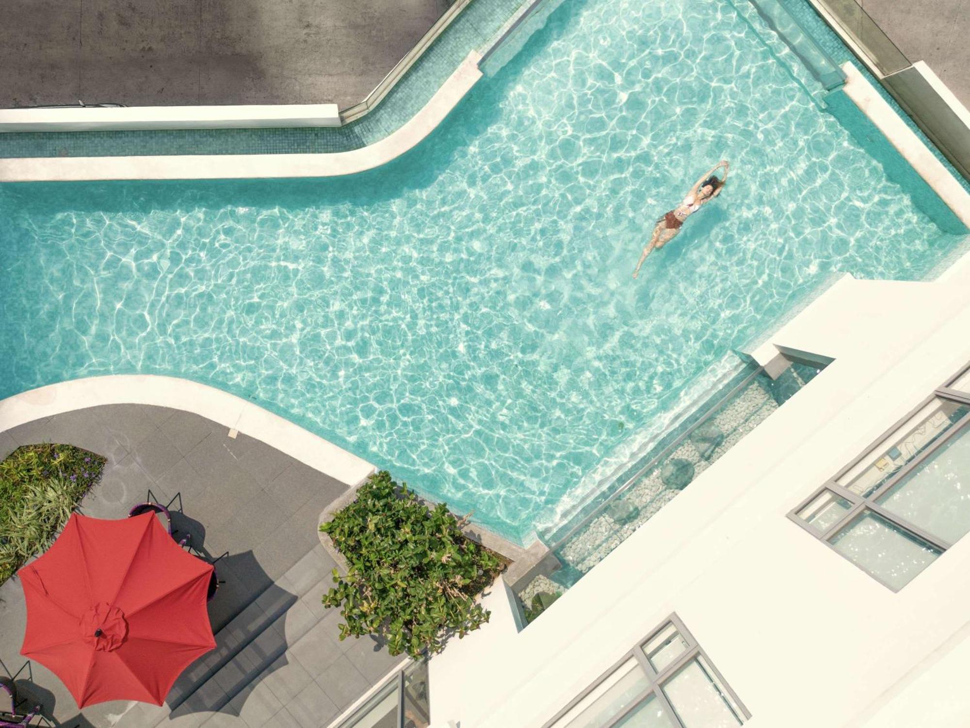Novotel Suites Manila At Acqua Mandaluyong Zewnętrze zdjęcie