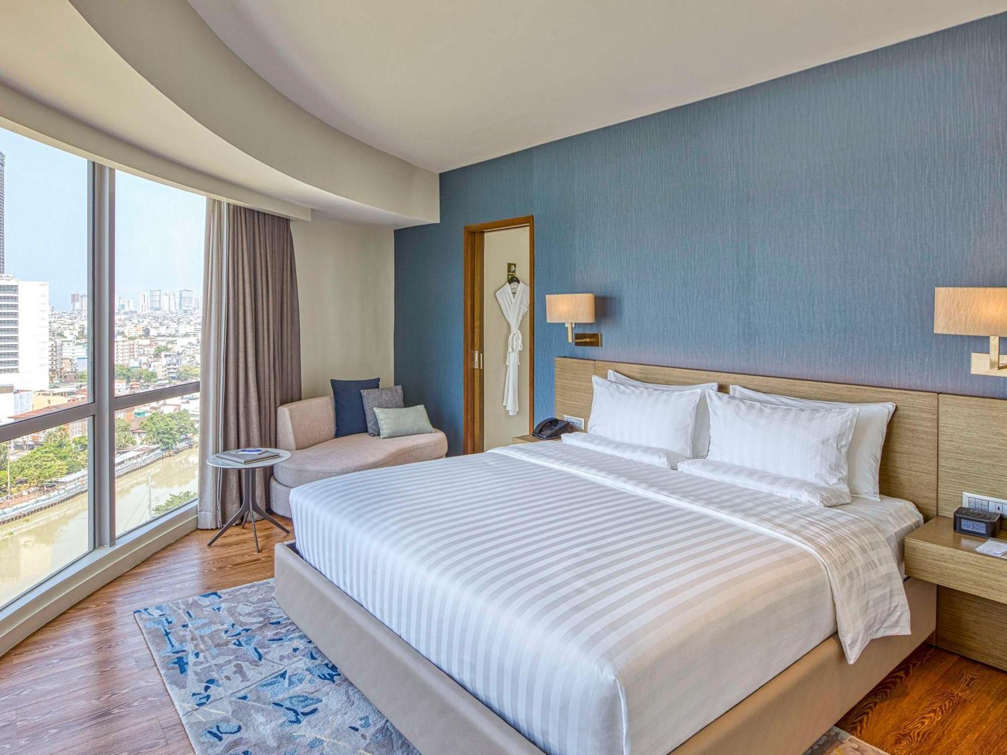 Novotel Suites Manila At Acqua Mandaluyong Zewnętrze zdjęcie
