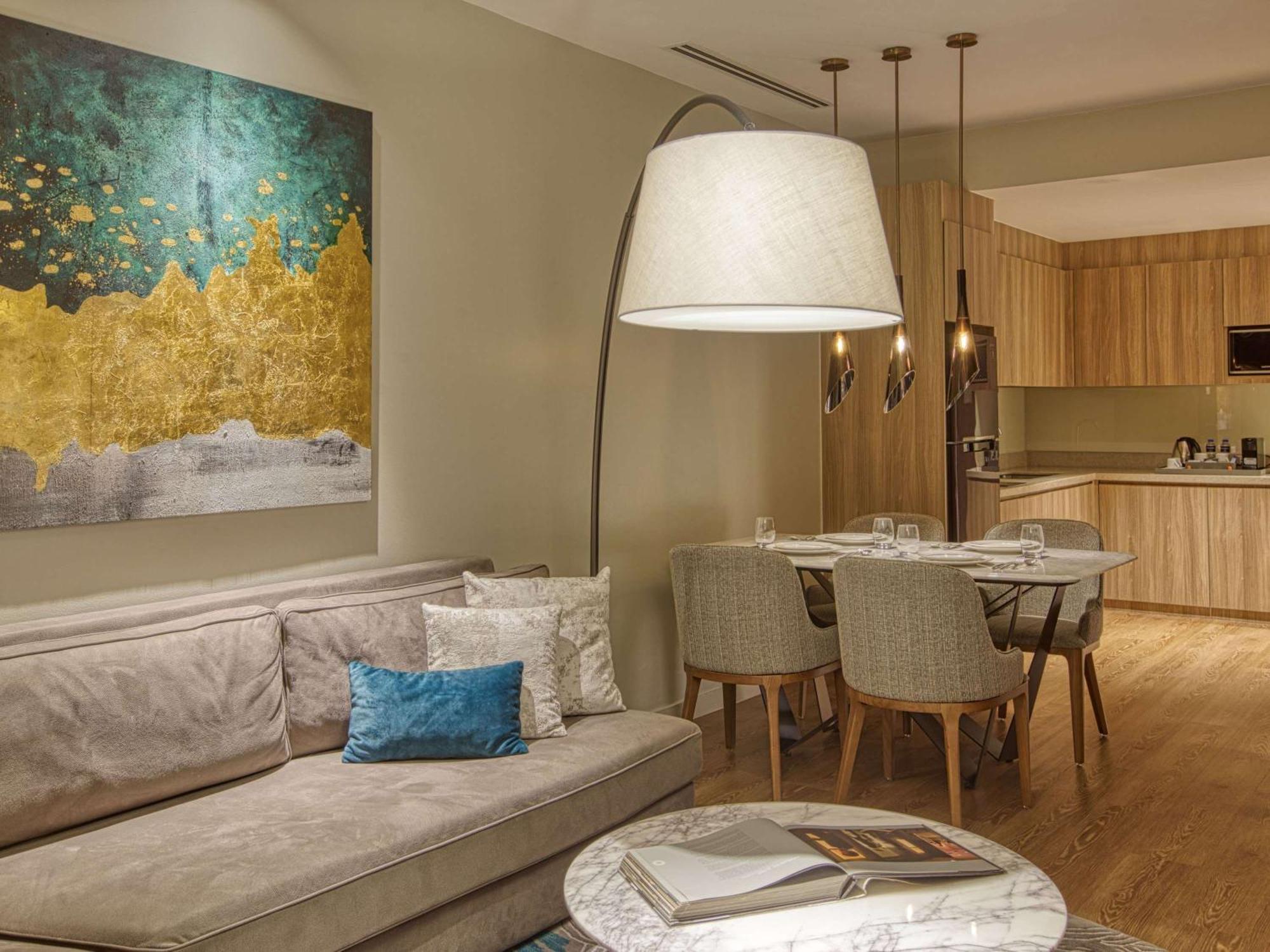 Novotel Suites Manila At Acqua Mandaluyong Zewnętrze zdjęcie